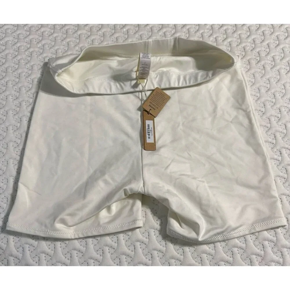 Skims Swim Mid Waist Short